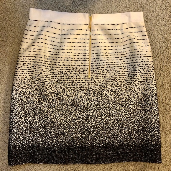 NWOT Kate Spade Ivory & Black Pencil Skirt Sz 8 - Picture 2 of 5